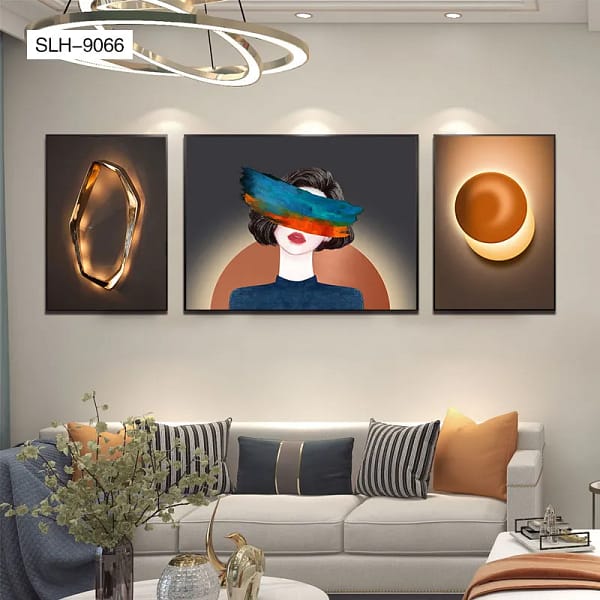 SLH-9066-Enigmatic Woman in Silvered Mirror Wall Art Enigmatic Woman in Silvered Mirror Wall Art