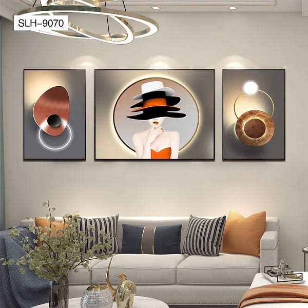 SLH-9070-Sophisticated Lady in Statement Hat Wall Art Sophisticated Lady in Statement Hat Wall Art